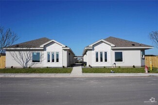 Building Photo - 1024 N Abbey Ave