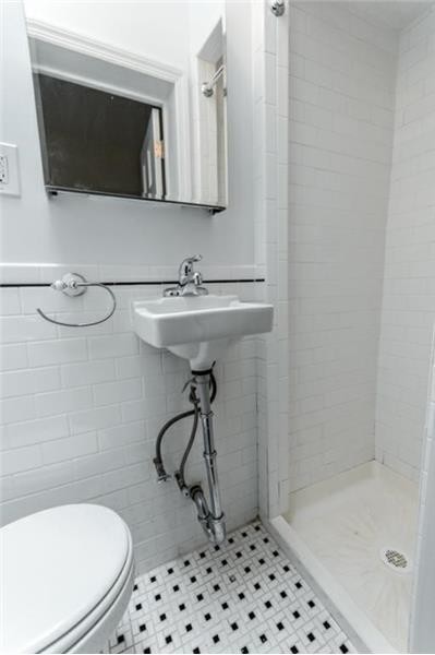Building Photo - 53 W 72nd St