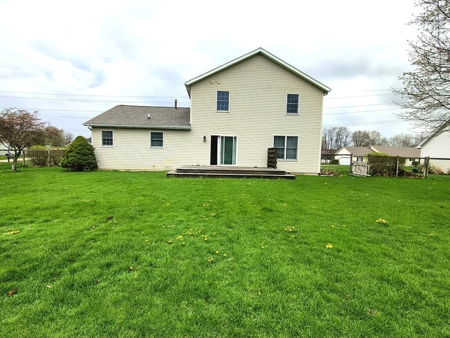 Building Photo - 52212 Evard Dr