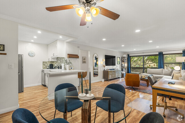 Building Photo - 7742 Redlands St