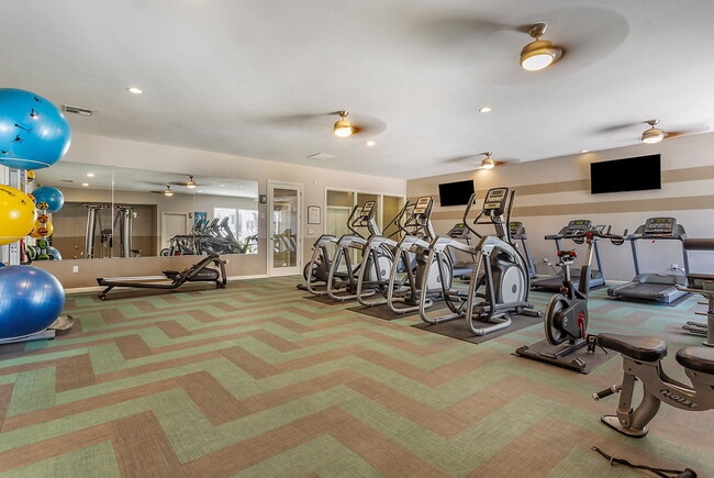 Foto del edificio - The Montclaire