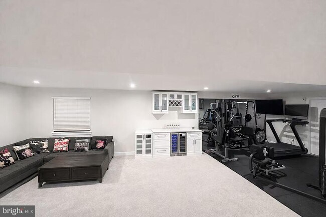 Foto del edificio - 9705 Blandwood Way