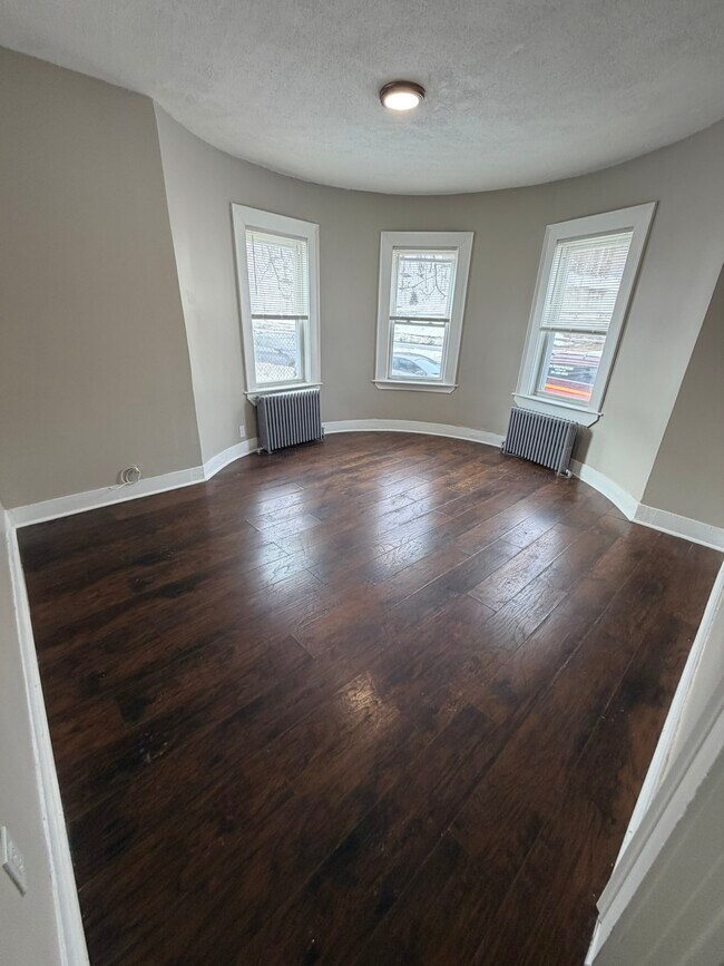 Foto del edificio - 1238 Blue Hill Ave