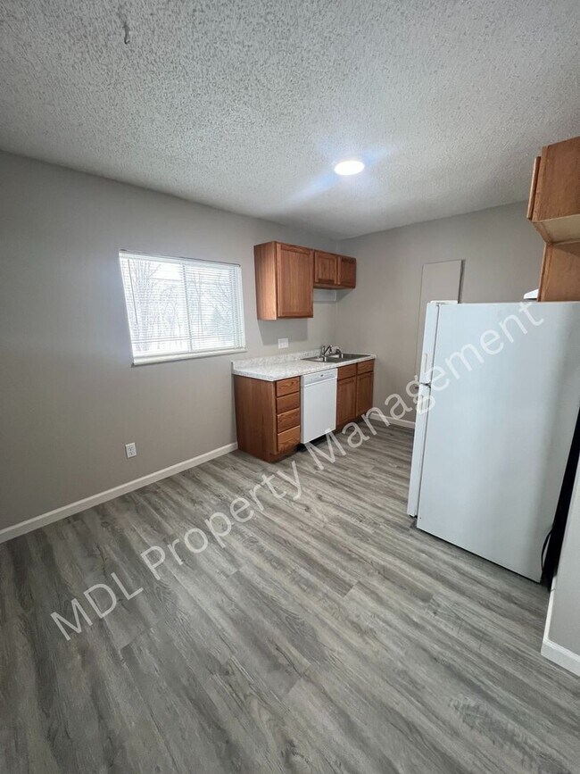 Foto del edificio - Thomas White Apartments*