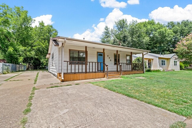 Building Photo - 303 Boyd Loop