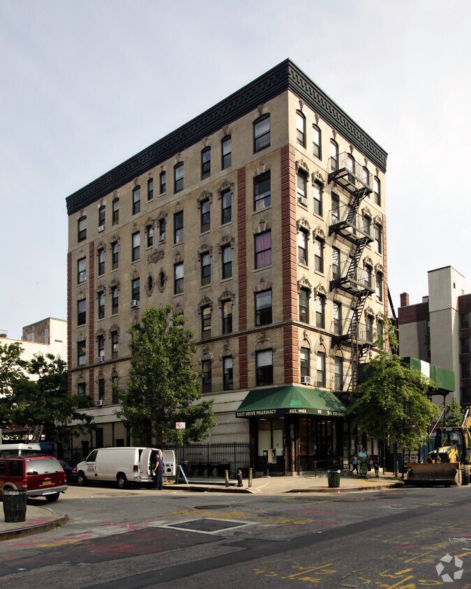 Building Photo - 93 Avenue D