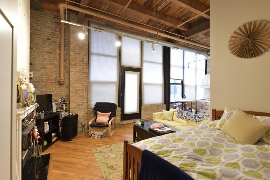 Foto principal - 226 N Clinton St, #226