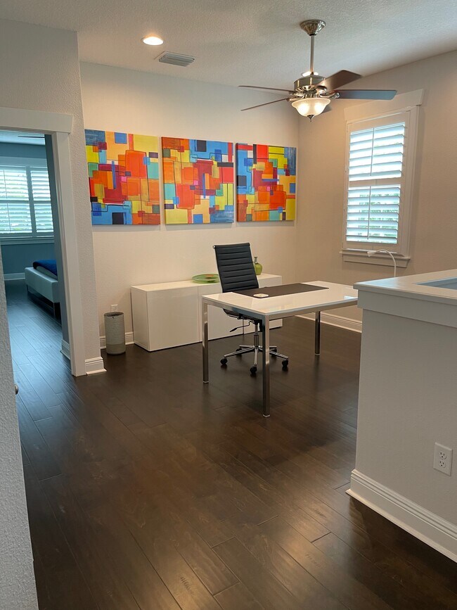 Foto del edificio - 3110 W Horatio St