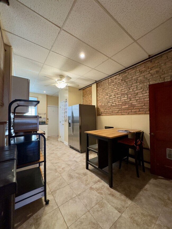 Foto del edificio - Charming 2 Bedroom/2.5 Bathroom Townhome in Upper Fells Point, Baltimore, MD!