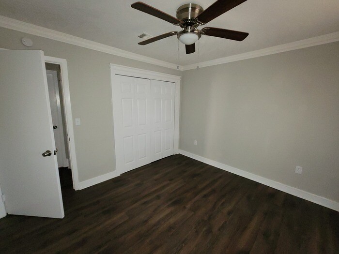 Newly Renovated home with spacious floor plan House for Rent in