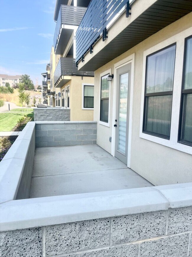 Foto del edificio - 754 W Blue Magic Ln