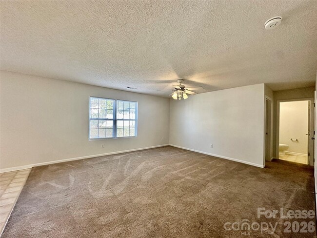 Building Photo - 5787 Dove Point Dr SW