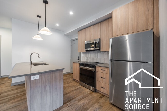 Foto del edificio - 1330 W Estes Ave