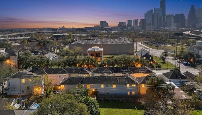 Foto del edificio - 313 Hogan St