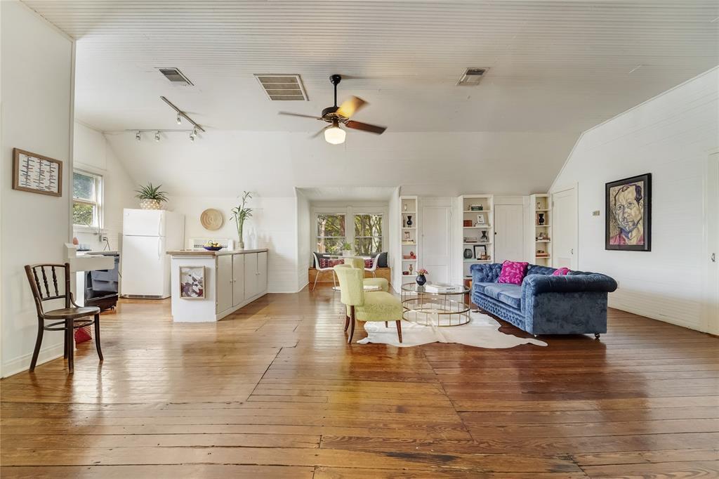 Foto principal - 2110 San Gabriel St