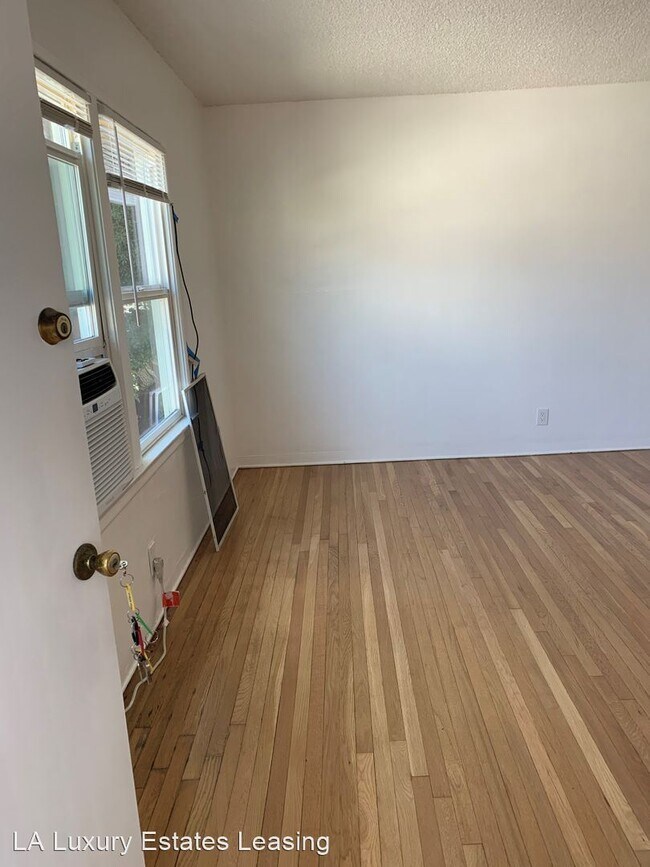Foto del edificio - 218 N Cordova St