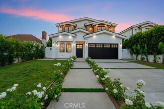 Building Photo - 4539 Longridge Ave