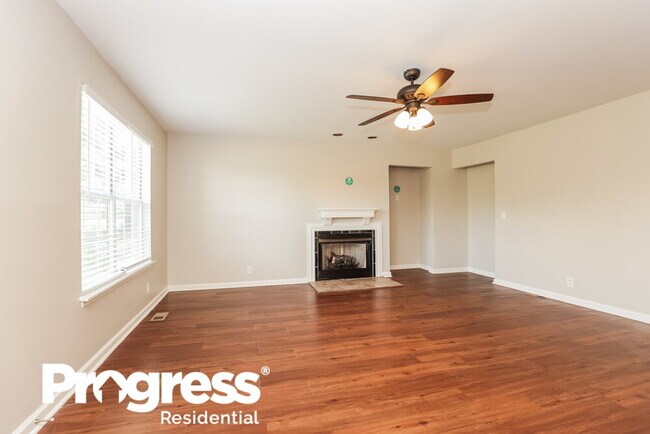 Building Photo - 3049 Brantley Dr