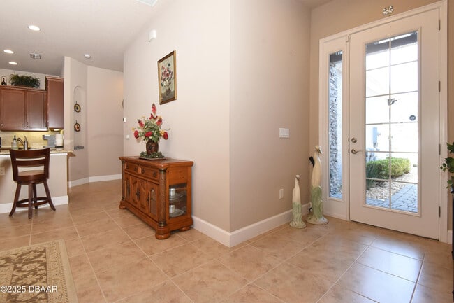 Foto del edificio - 6356 Hanfield Dr