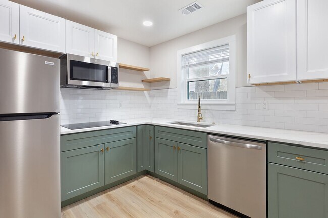 Foto del edificio - Newly Constructed 2 Bedroom 2 Bathroom in Desirable Old Fourth Ward