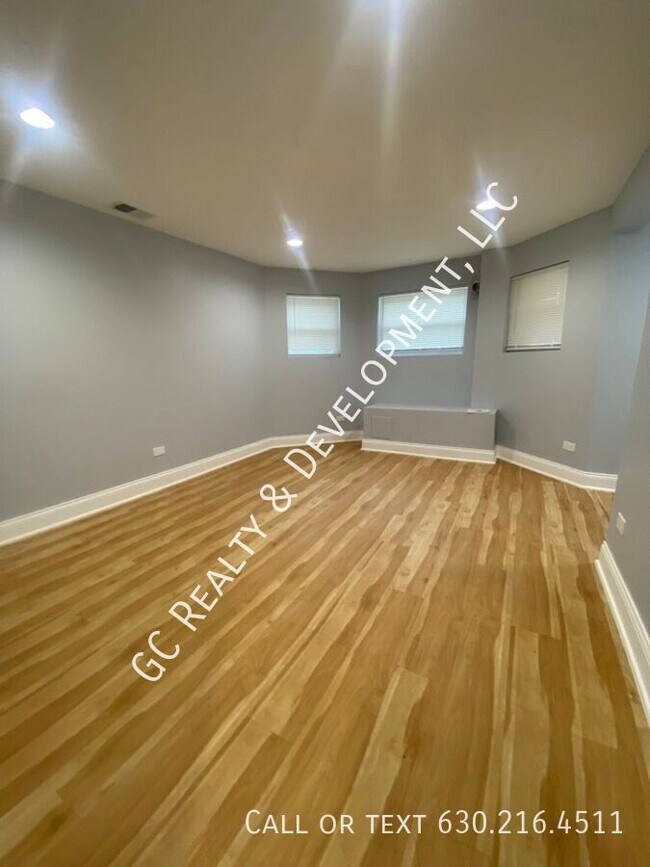 Foto del edificio - 4339 N Whipple St