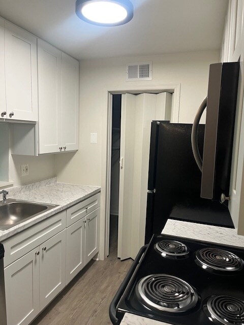 Kitchen - 603 Poplar Ct