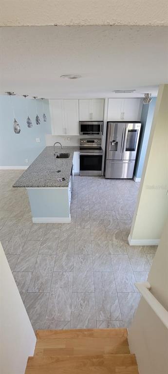 Foto del edificio - 1228 Coral Coast Dr