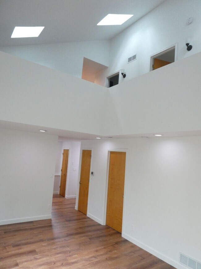 Foto del edificio - 3 Bedroom 2 Bath Home- Old South West