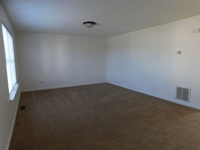 Foto del edificio - Location! Location! Location!