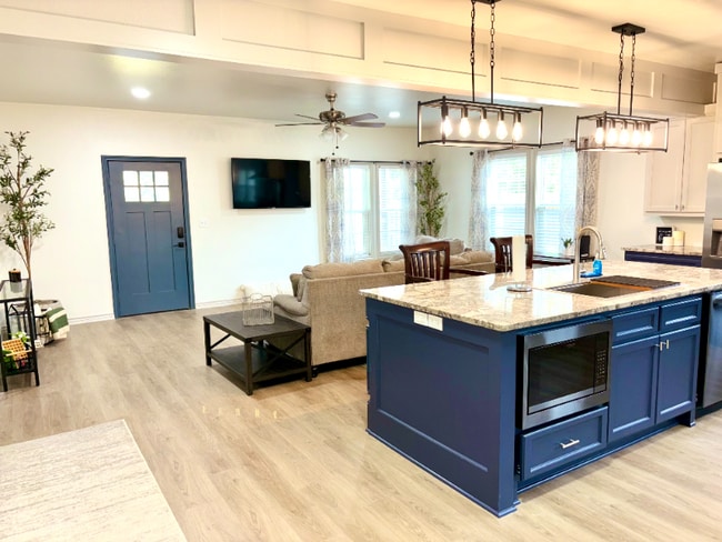 Foto del edificio - 324 S Saunders Ave