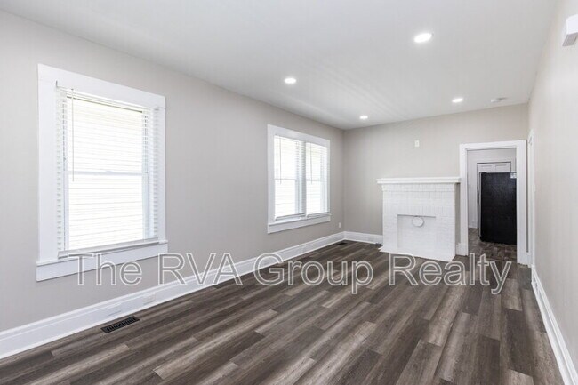 Foto del edificio - 5409 Blue Ridge Ave