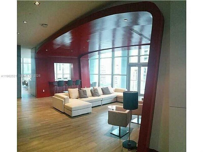 Foto del edificio - 1100 S Miami Ave