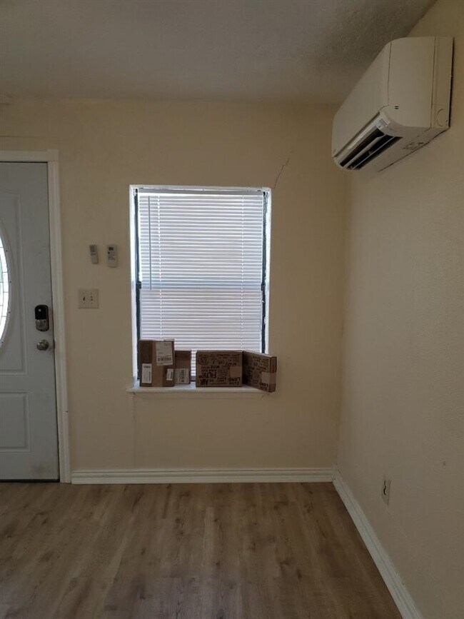 Foto del edificio - 1314 NW Williams Ave