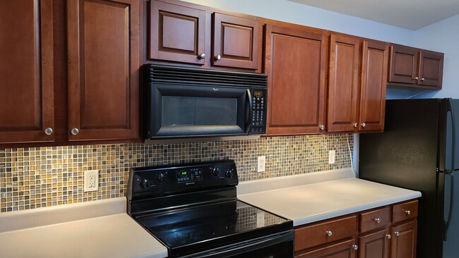 Kitchen - 2275 Pinnacle Ct
