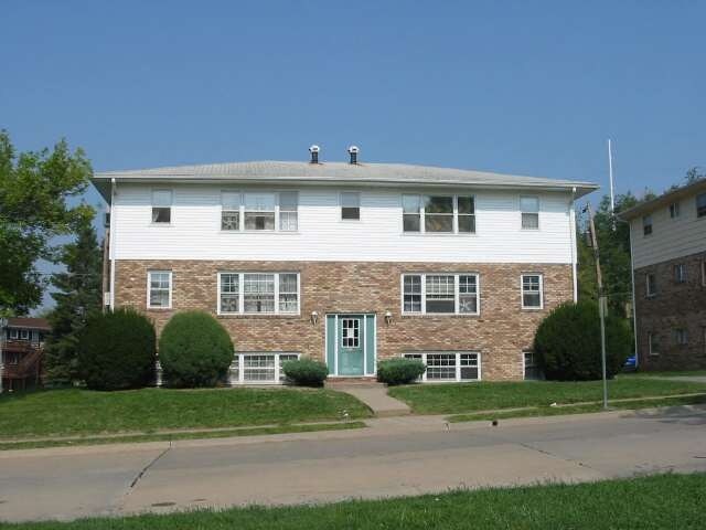 Foto principal - 3520 Bridge Ave