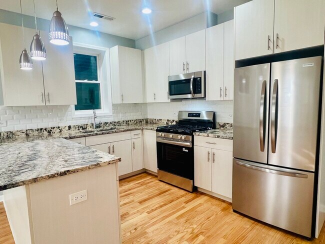 Foto del edificio - 1750 W Cermak Rd