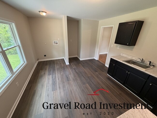 Building Photo - Beautifully Remodeled 4 Bedroom, 2 Bathroom Home for Rent