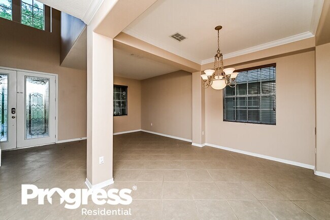 Foto del edificio - 8111 Pea Tree Ct