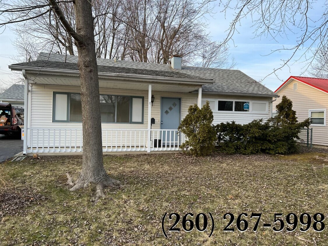 Foto principal - 916 W Circle Dr