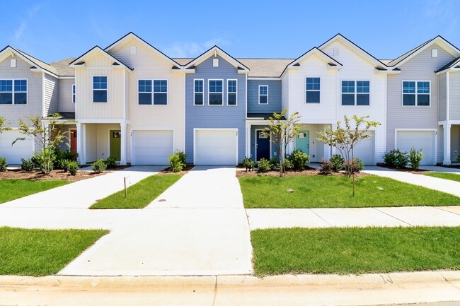 Building Photo - 28 Striker Rd