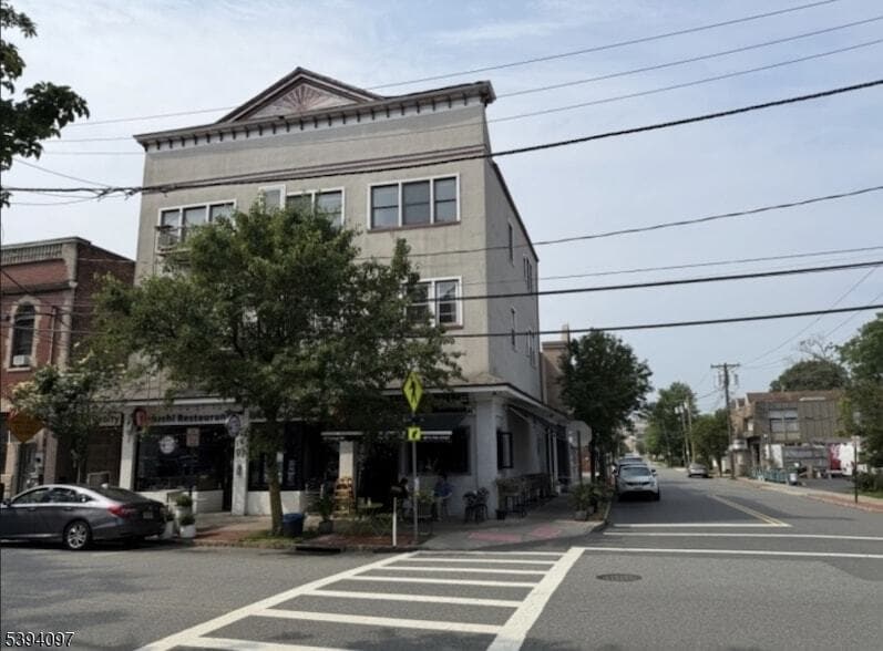 Foto principal - 97 Walnut St