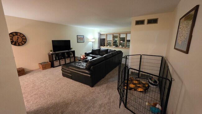 Foto del edificio - 2747 N 92nd St