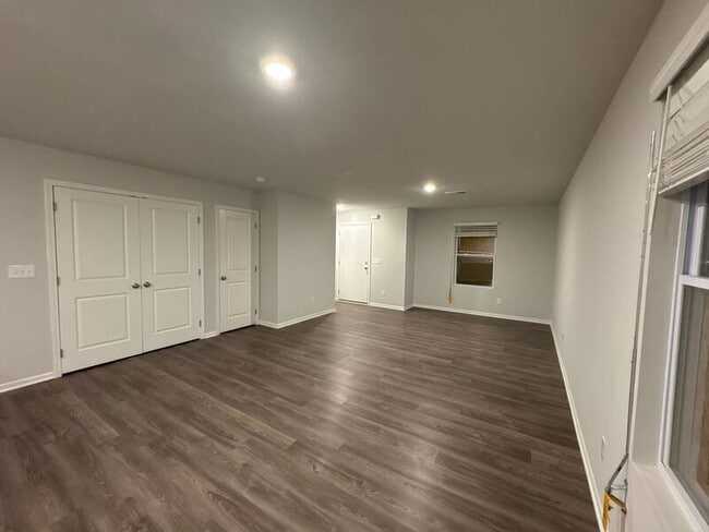 Building Photo - 4035 Highland Ave