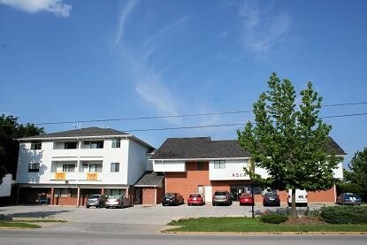 Primary Photo - 2400 Yeager Rd