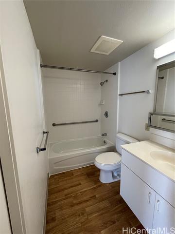 Building Photo - 3009 Ala Makahala Pl