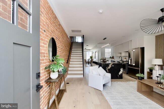 Foto del edificio - 1623 Marion St NW