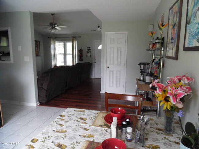 Building Photo - 2656 Idlebrook Cir
