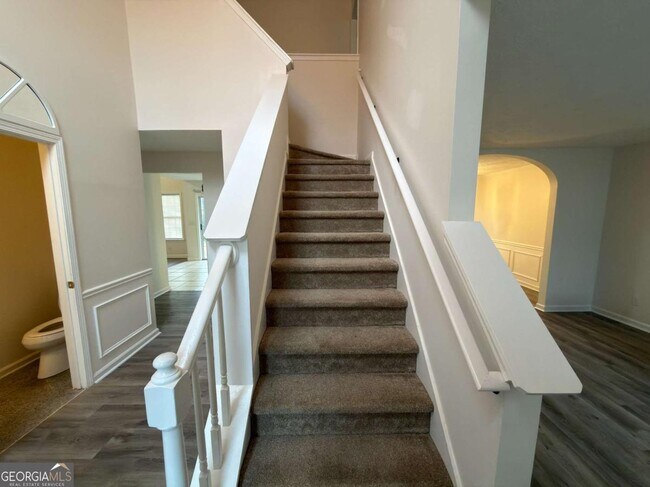 Foto del edificio - 620 Manor Glen Dr