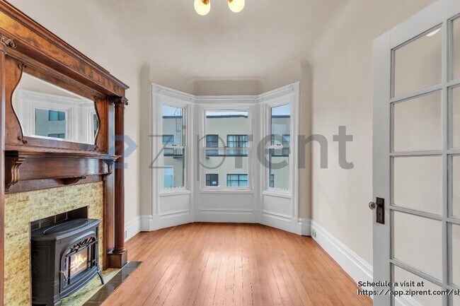 Building Photo - 161 Capp St