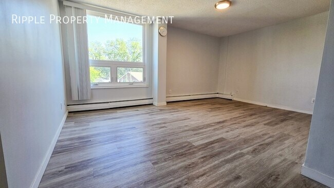 Building Photo - Modern 1 Beds, 1 Baths Apartment/Condo | No Pets Allowed